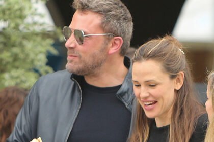 Ben Affleck, Ex Jennifer Garner Laugh Together on Son Samuel’s Birthday – Hollywood Life