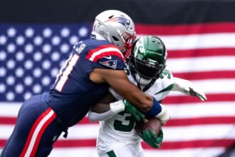 How to Watch the New England Patriots vs. New York Jets NFL Game Tonight: Start Time and TNF Livestream