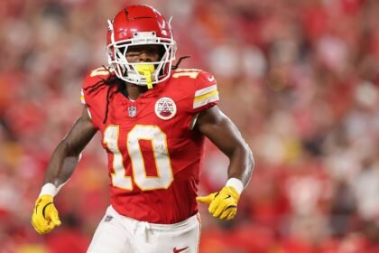 What Happened to the Chiefs Running Back? – Hollywood Life