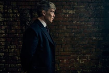 Cillian Murphy debuts first look as old, greying Tommy Shelby in Peaky Blinders film, fans can’t keep calm | Hollywood