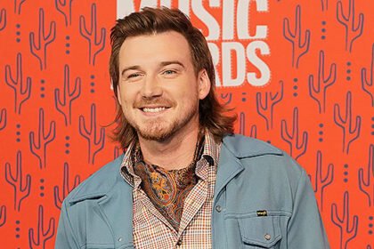 5 Things to Know About the Country Singer – Hollywood Life